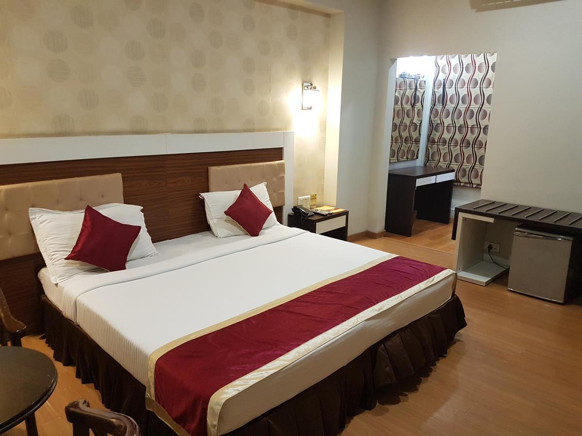 Hotel Sitara Residency Haydarabad Dış mekan fotoğraf